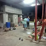 Goroomgo Hotel Shivay Varanasi Near Vishwanath Temple